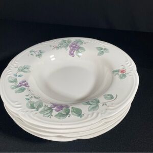 Pfaltzgraff Grapevine 9” Wide Rim Soup Bowls.  Set of four